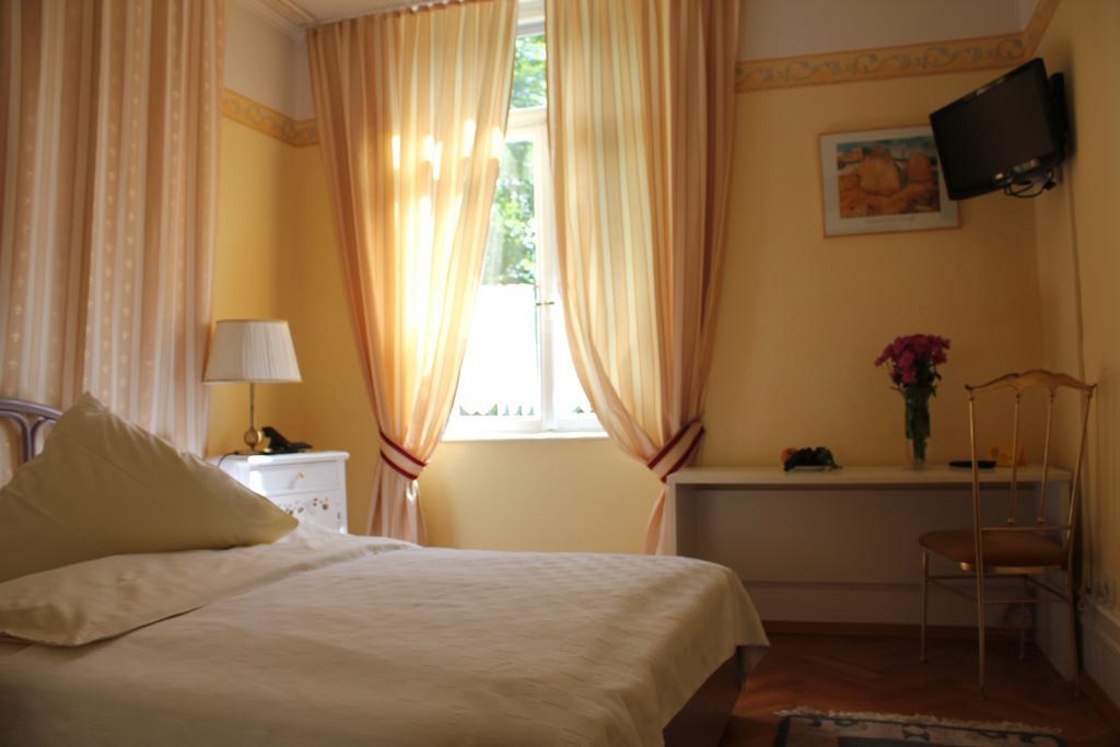 Hotel Waldfriede Дармштадт Номер фото